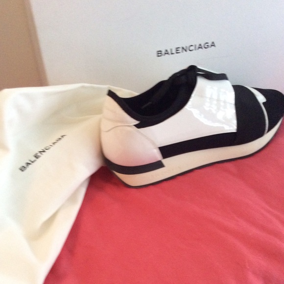 Balenciaga Runners - Picture 6 of 8